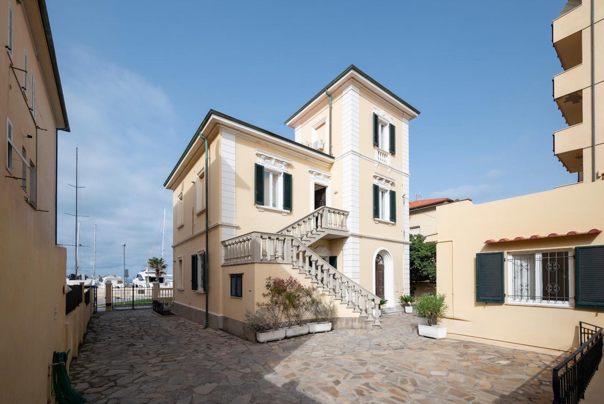 Villa Liberty San Vincenzo Dış mekan fotoğraf