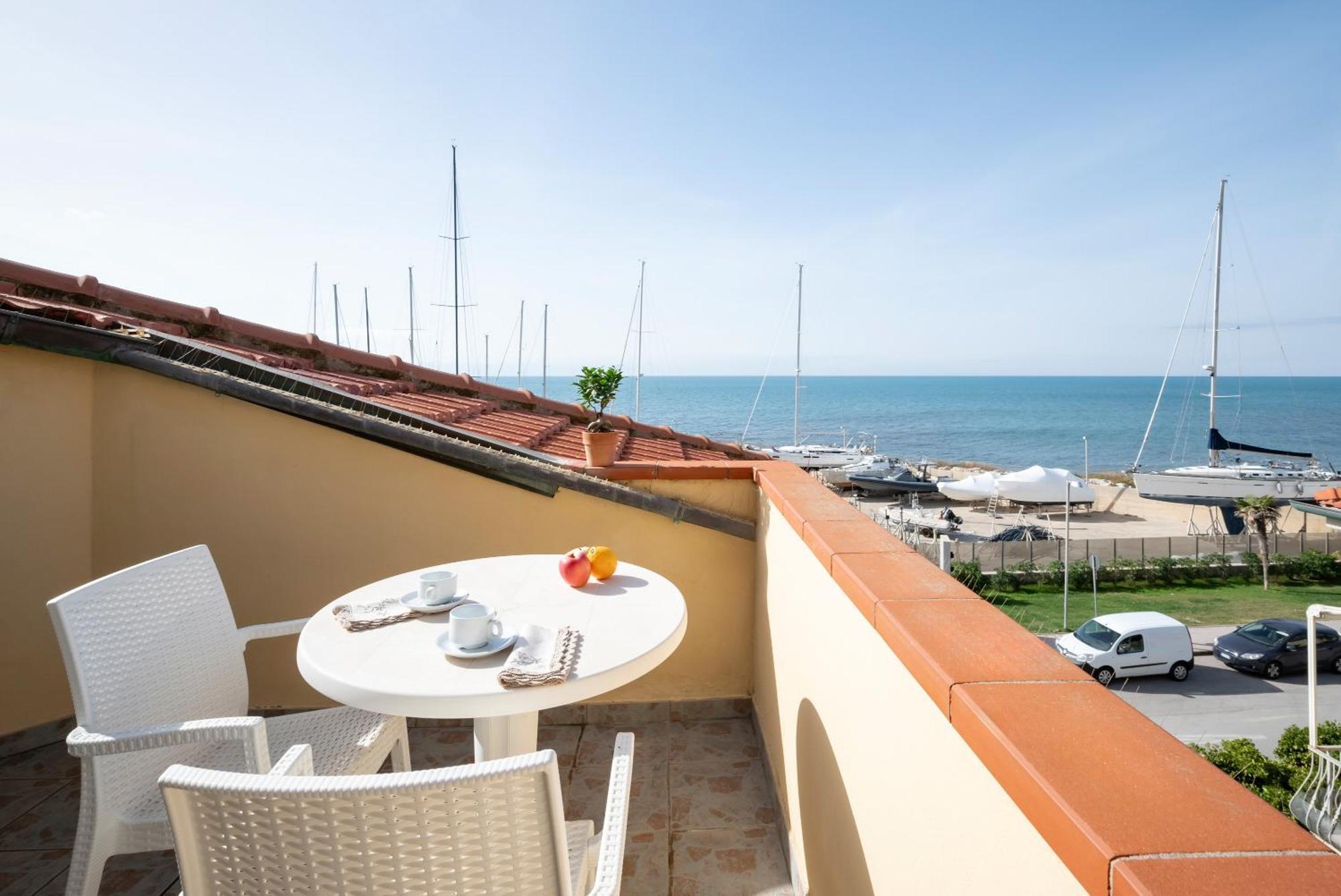 Villa Liberty San Vincenzo Dış mekan fotoğraf